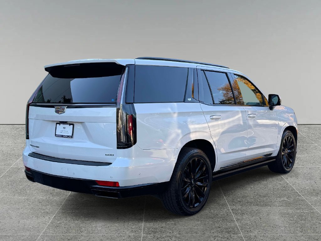 Used 2023 Cadillac Escalade Premium Luxury w/ Performance Package AWD/4WD image 10