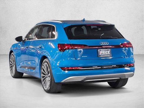 Used 2019 Audi e-tron Prestige w/ Prestige Package AWD/4WD image 8