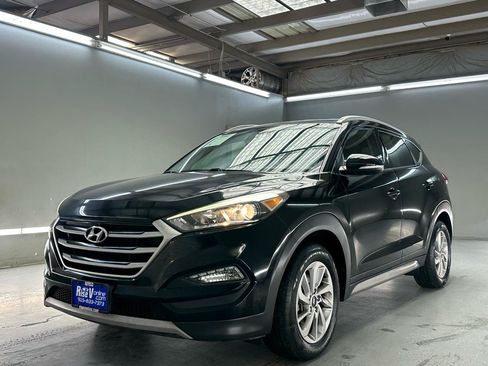 Used 2017 Hyundai Tucson Eco w/ Cargo Package FWD image 3
