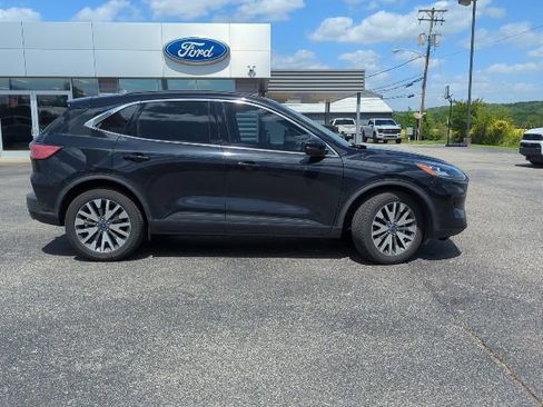 Used 2020 Ford Escape Titanium AWD/4WD image 12