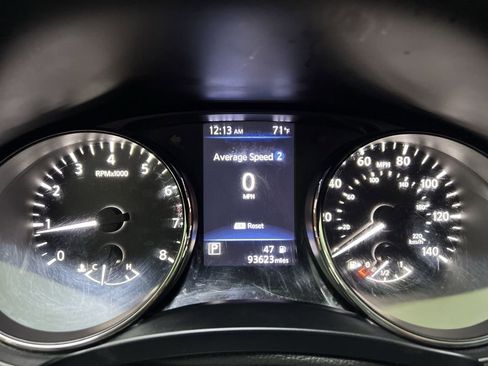 Used 2020 Nissan Rogue Sport S image 35