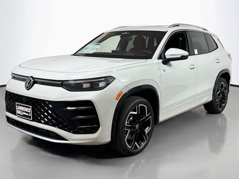 New 2026 Volkswagen Tiguan SEL R-Line AWD/4WD image 1