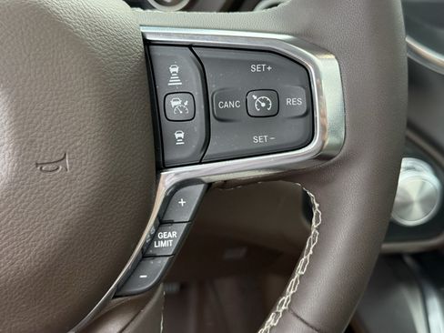 Used 2025 RAM 1500 Laramie w/ Laramie Southwest Edition AWD/4WD image 18