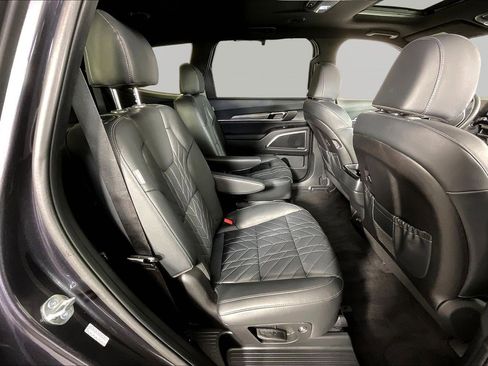 Used 2025 Kia Telluride EX X-Line image 25