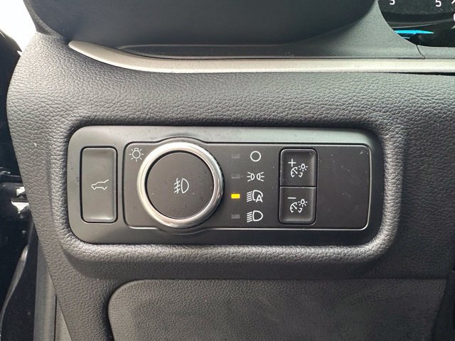 Used 2023 Ford Explorer XLT w/ Equipment Group 202A RWD image 22