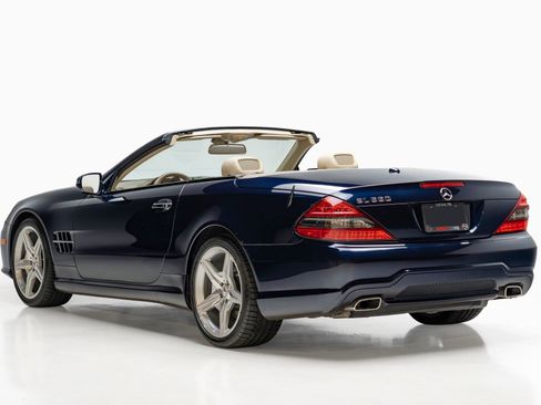 Used 2009 Mercedes-Benz SL 550 image 11