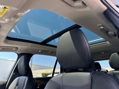 Certified 2023 Volvo XC90 T8 Plus image 28