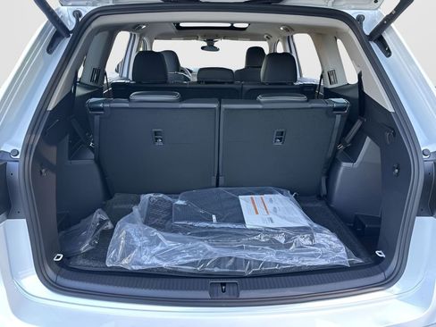 New 2026 Volkswagen Atlas SE FWD image 25