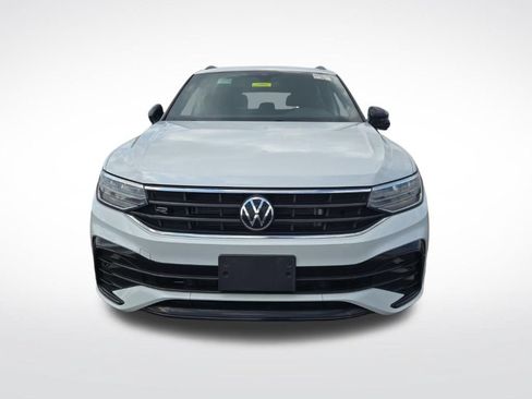 Used 2023 Volkswagen Tiguan SE R-Line AWD/4WD image 10