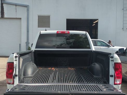 Used 2018 RAM 1500 Big Horn RWD image 14