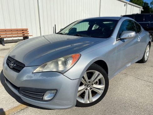 Used 2012 Hyundai Genesis 3.8 RWD image 1