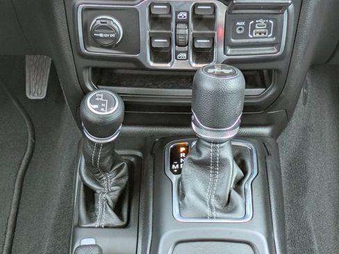 Certified 2026 Jeep Wrangler Unlimited Sport AWD/4WD image 14