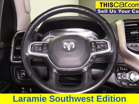 Used 2022 RAM 1500 Laramie w/ Laramie Southwest Edition AWD/4WD image 18