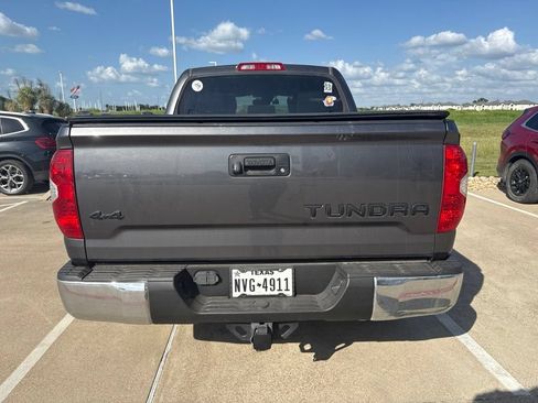 Used 2018 Toyota Tundra SR5 w/ SR5 Upgrade Package AWD/4WD image 3