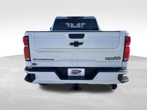 New 2026 Chevrolet Silverado 2500 High Country w/ High Country Premium Package AWD/4WD image 4