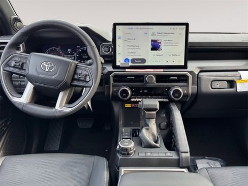 New 2025 Toyota 4Runner Limited image 10