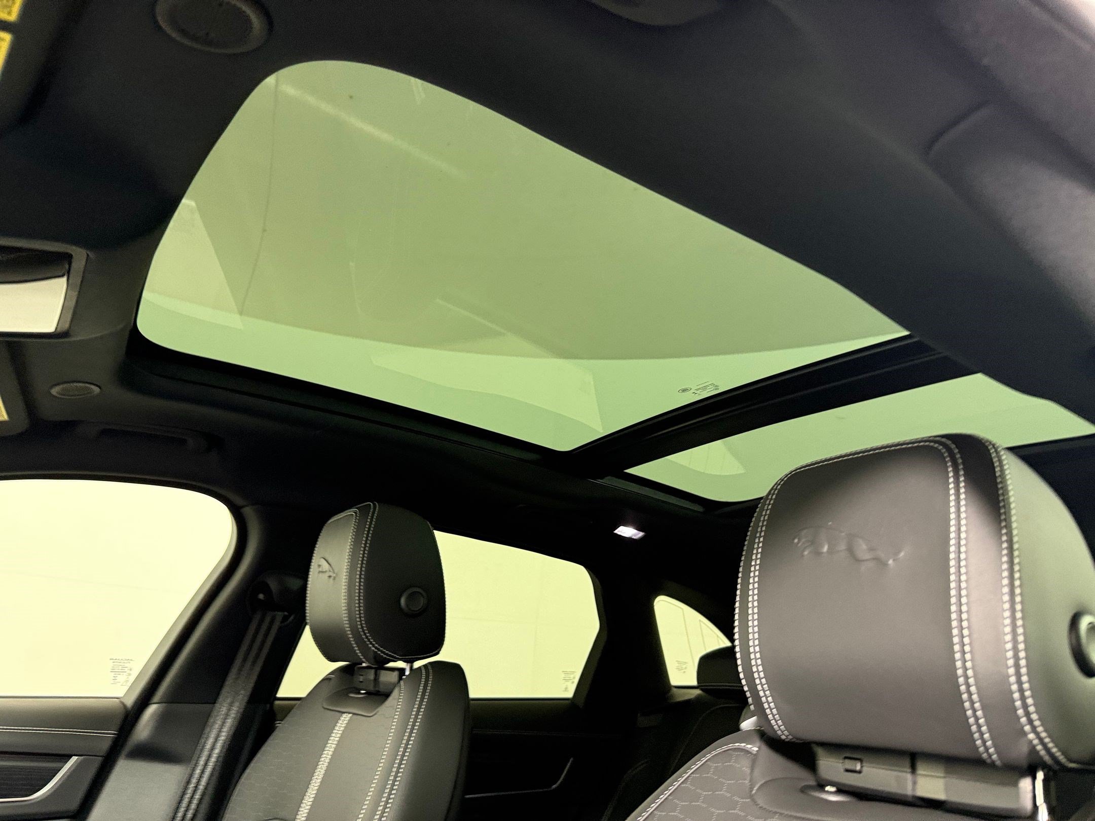 New 2026 Jaguar F-PACE R-Dynamic S AWD/4WD image 21
