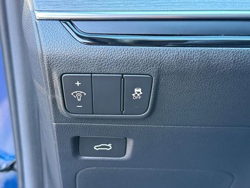 Used 2020 Kia Sorento LX image 23