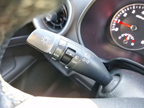 Used 2022 Kia Forte GT-Line w/ GT-Line Premium Package image 23