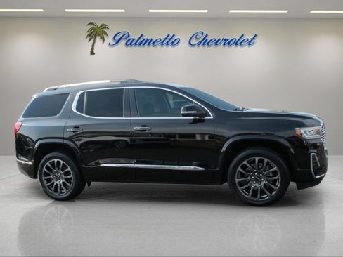 Used 2022 GMC Acadia Denali w/ Black Diamond Edition AWD/4WD image 2