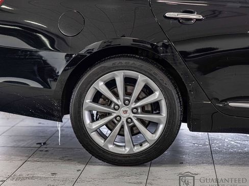 Used 2013 Cadillac XTS Luxury image 10