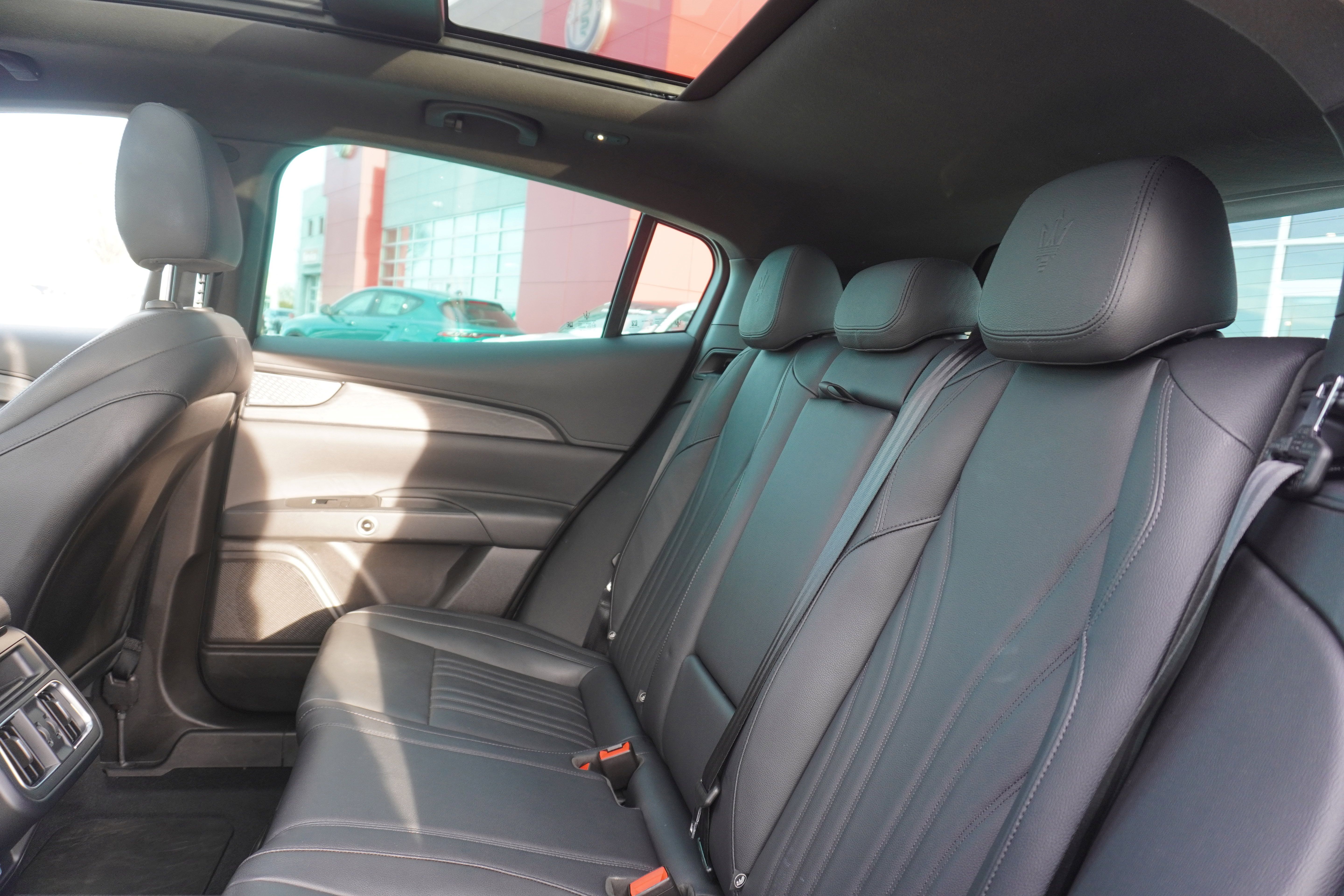 Used 2023 Maserati Grecale Modena AWD/4WD image 35