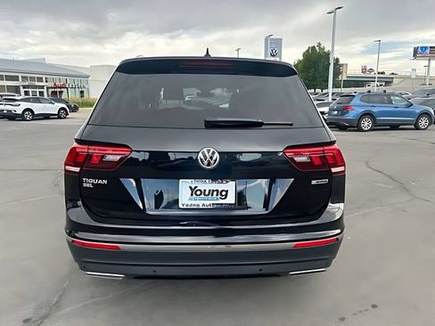 Used 2020 Volkswagen Tiguan SEL AWD/4WD image 4