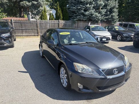 Used 2007 Lexus IS 250 AWD w/ Preferred Accessory Pkg image 3