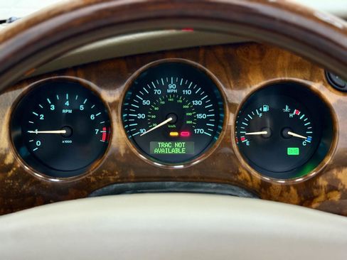 Used 2001 Jaguar XK8 Convertible RWD image 18