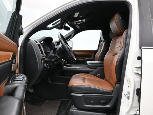 Used 2023 RAM 3500 Limited AWD/4WD image 10