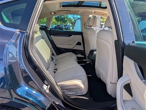 Used 2022 Maserati Levante GT image 15