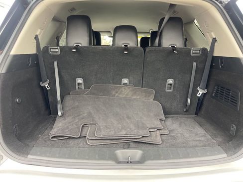 Used 2023 Nissan Pathfinder SL image 18