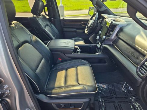 Used 2019 RAM 1500 Limited AWD/4WD image 6