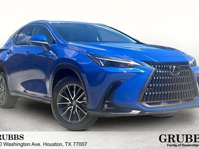 Used 2025 Lexus NX 250 FWD w/ Towing Package (2000 Lbs)