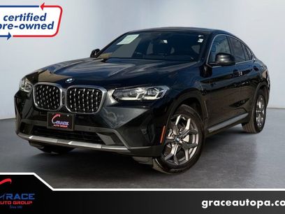 Used 2022 BMW X4 xDrive30i w/ Premium Package 2