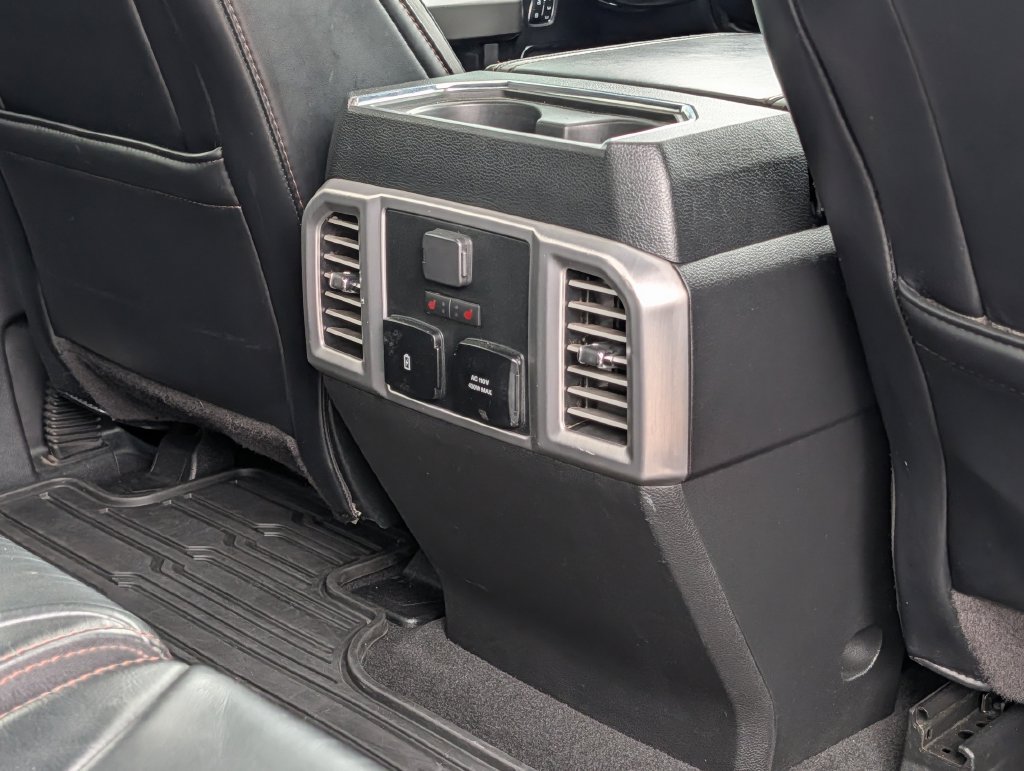 Used 2020 Ford F350 Platinum w/ Tremor Off-Road Package AWD/4WD image 32