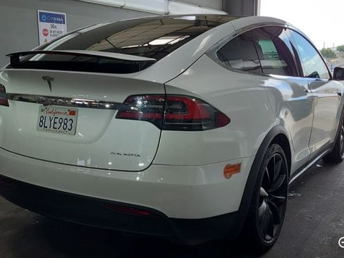 Used 2019 Tesla Model X Long Range AWD/4WD image 3