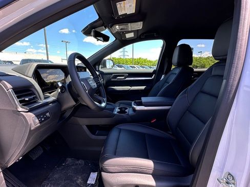 New 2026 GMC Terrain Elevation w/ Elevation Premium Package AWD/4WD image 13