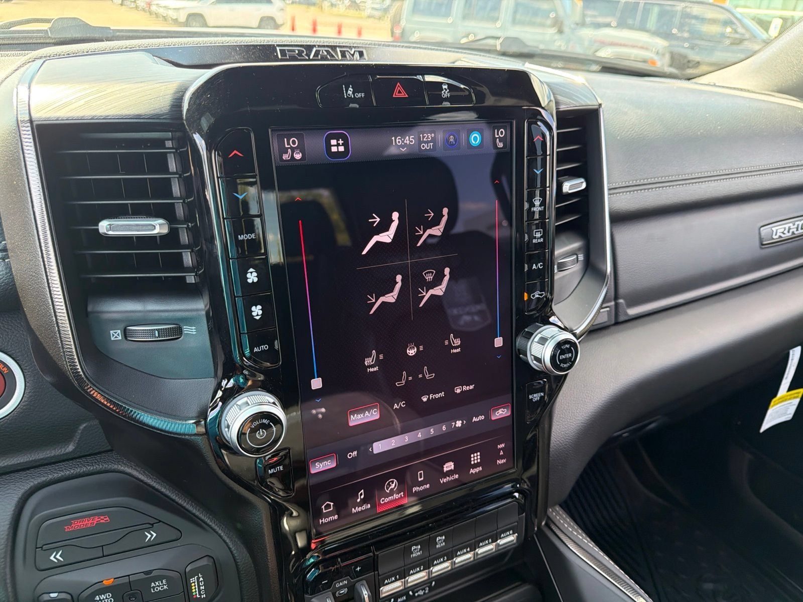 New 2026 RAM 1500 RHO AWD/4WD image 25