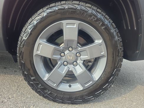 Used 2024 Honda Ridgeline TrailSport image 13