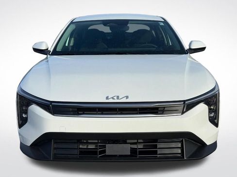 New 2026 Kia K4 LX image 8