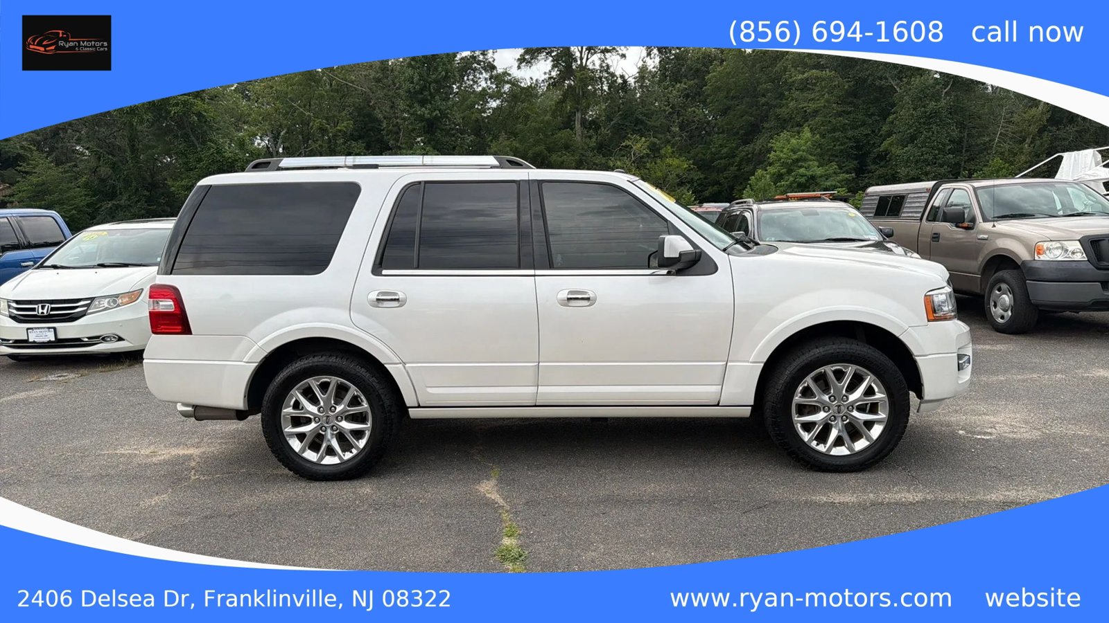 Used 2017 Ford Expedition Limited w/ Equipment Group 301A AWD/4WD image 4