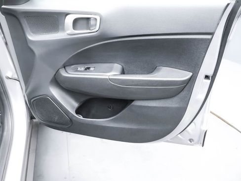 Used 2023 Hyundai Venue SE w/ Cargo Package image 29