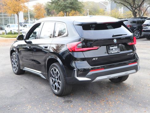 Certified 2025 BMW X1 xDrive28i w/ Technology Package image 13