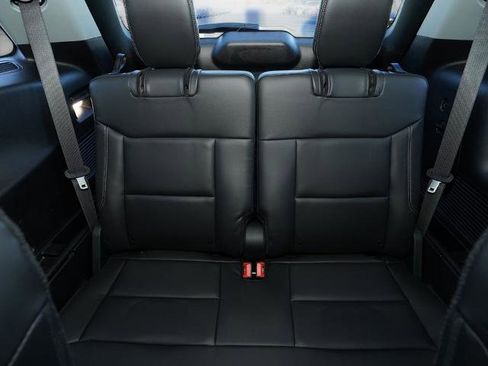 Certified 2021 Ford Explorer XLT w/ Equipment Group 202A image 32