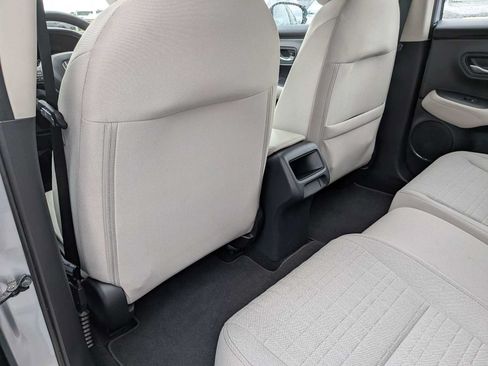 Certified 2025 Honda HR-V LX image 16