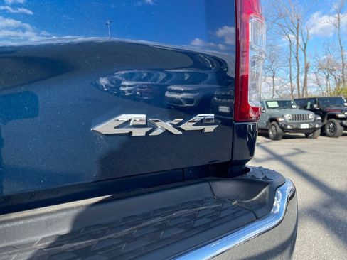 Used 2024 RAM 2500 Big Horn w/ Bed Utility Group image 16