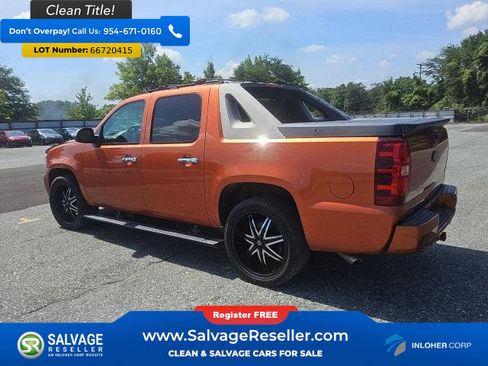 Used 2007 Chevrolet Avalanche LTZ w/ LTZ Preferred Equipment Group image 3