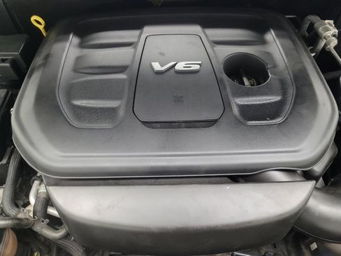 Used 2017 Jeep Grand Cherokee Limited AWD/4WD image 30