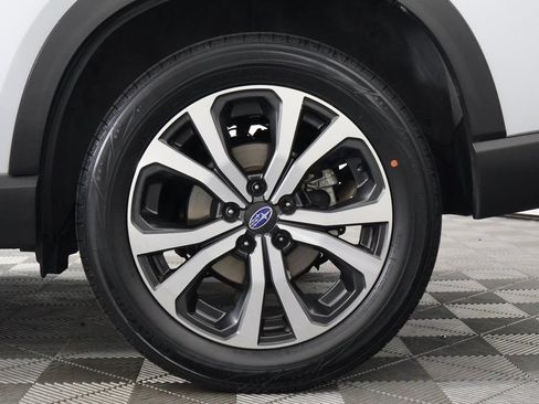 Used 2019 Subaru Forester Limited AWD/4WD image 16